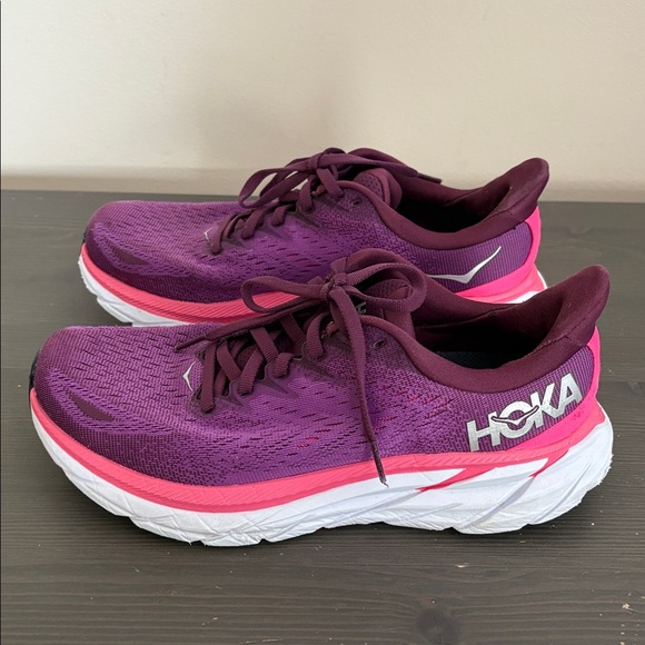HOKA One One Clifton 8 Running Shoes deep purple and bright pink Women’s Sz 8.5 - Picture 13 of 13